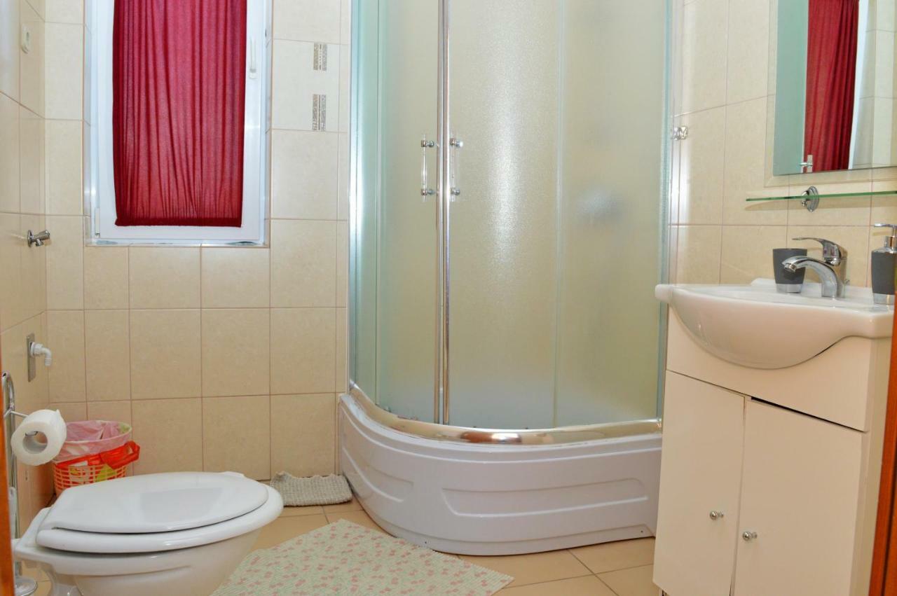 Apartmani Macak II Новаля Екстер'єр фото
