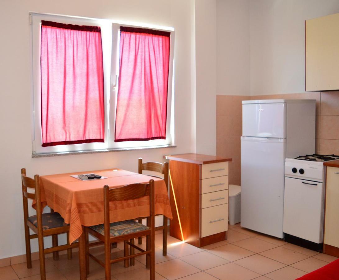 Apartmani Macak II Новаля Екстер'єр фото