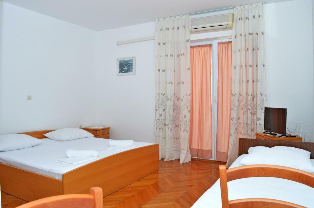 Apartmani Macak II Новаля Екстер'єр фото