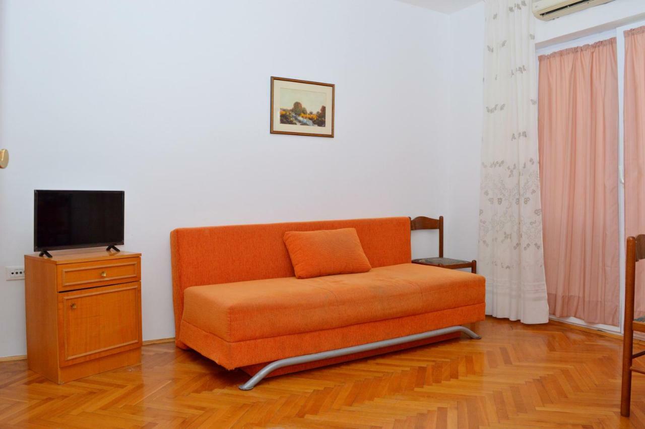 Apartmani Macak II Новаля Екстер'єр фото
